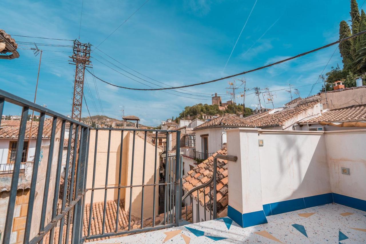 - Apartamento Junto La Alhambra Y Albaicin - Qh Eme Suites — Fotos 1